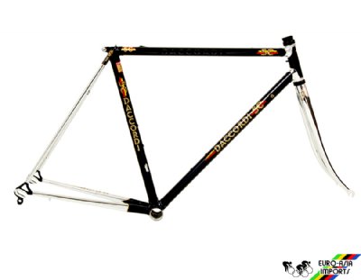 Daccordi 50th Anniversary Frameset